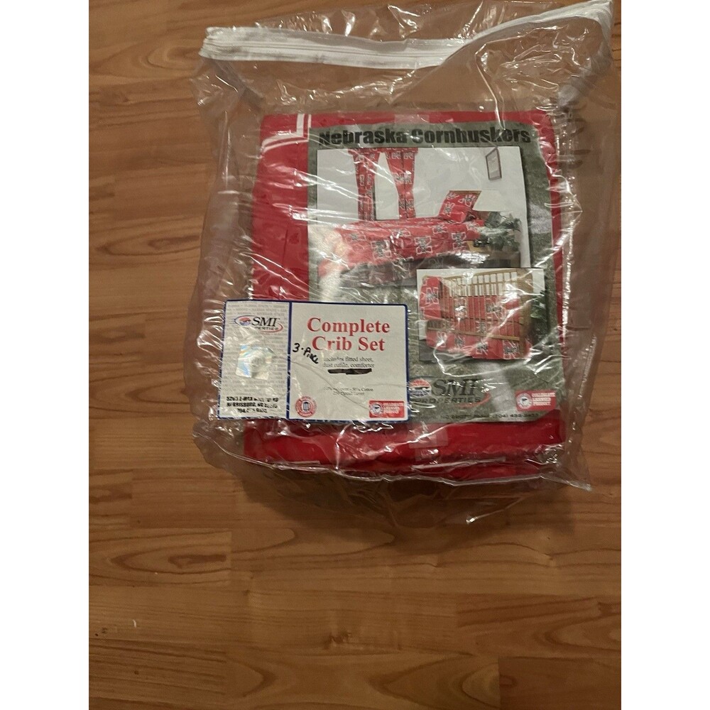 Nebraska Huskers 3 Piece Baby Crib Set - Picture 5 of 12